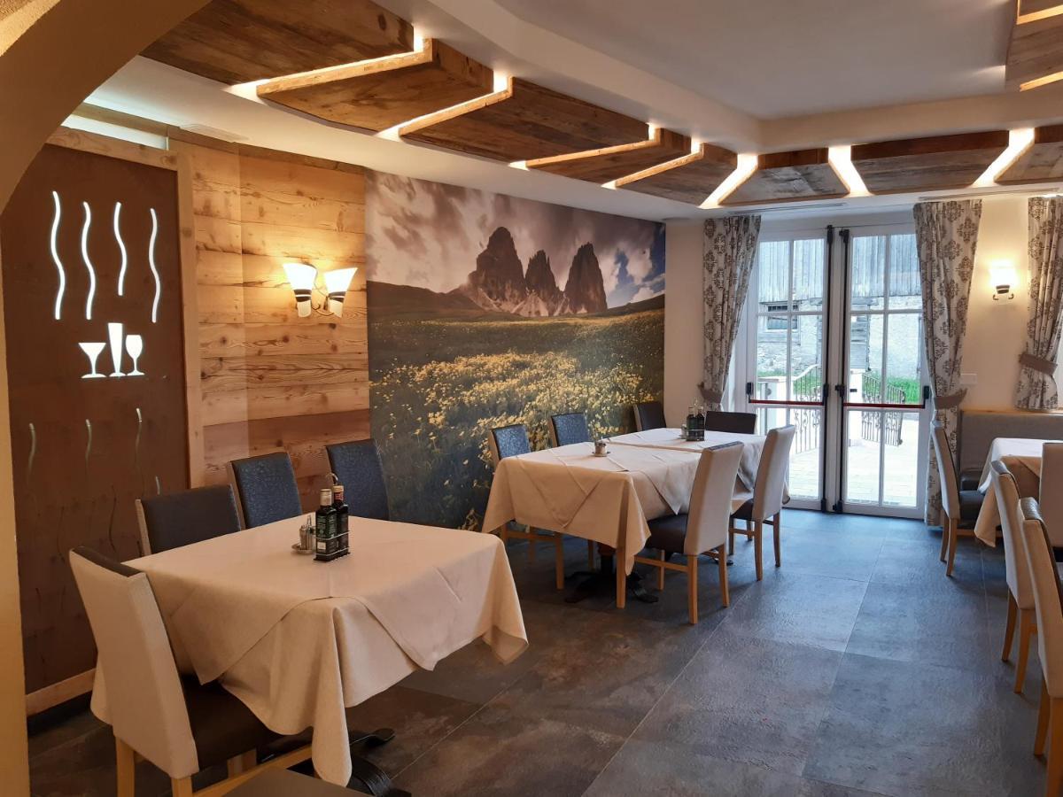 Hotel El Pilon Pozza di Fassa Eksteriør billede