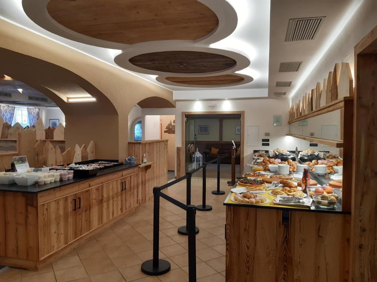 Hotel El Pilon Pozza di Fassa Eksteriør billede